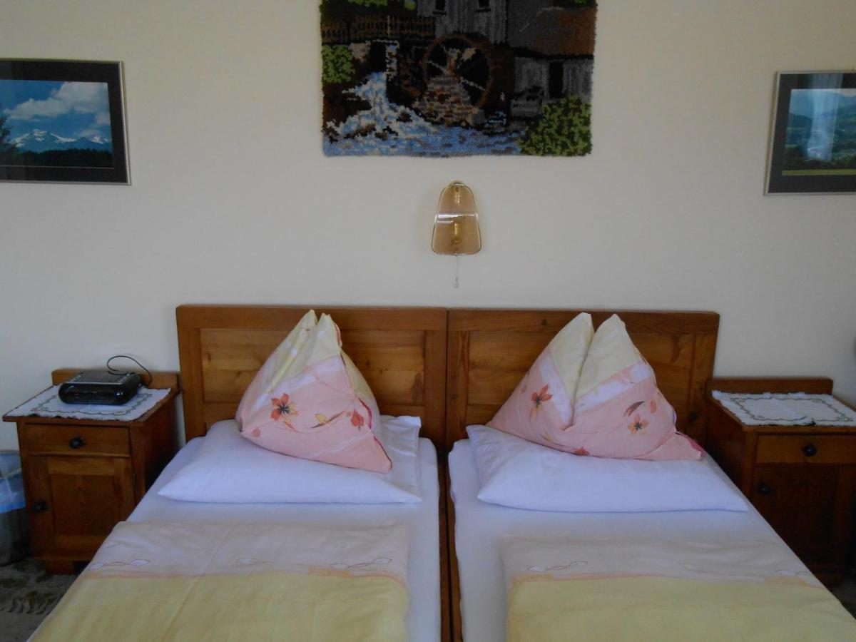 Gaestehaus Unterlaenger- Lass Die Seele Lachen Villa Krems in Kaernten Room photo